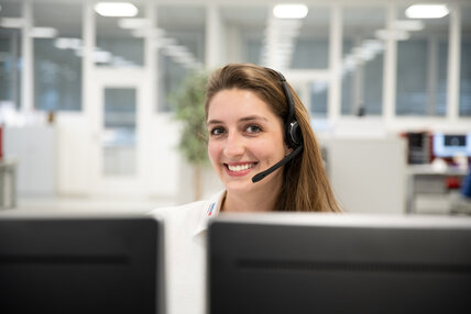 Nina_Telefon_Bild